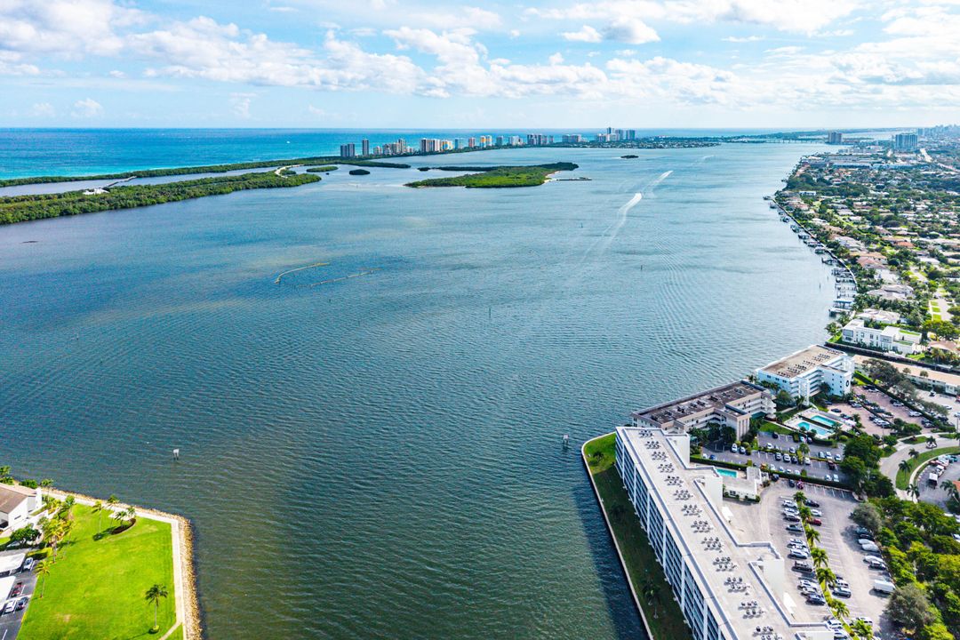 На продажу: $1,300,000 (3 спален, 3 ванн, 2706 Квадратных фут)