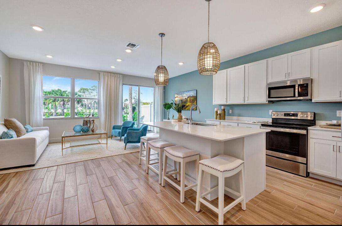 В аренду: $3,500 (3 спален, 2 ванн, 1690 Квадратных фут)