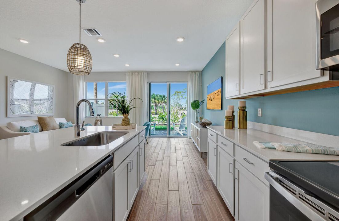 В аренду: $3,500 (3 спален, 2 ванн, 1690 Квадратных фут)