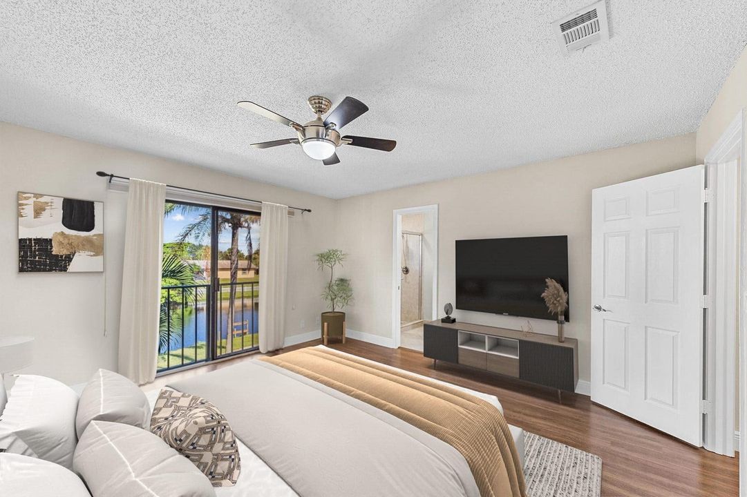 待售: $320,500 (2 贝兹, 2 浴室, 1558 平方英尺)