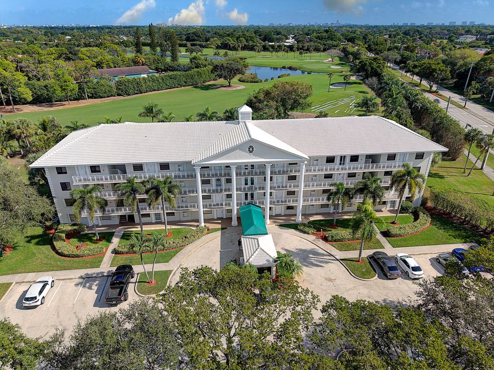 En Venta: $289,000 (2 camas, 2 baños, 1385 Pies cuadrados)