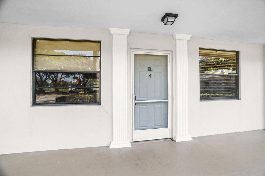 En Venta: $289,000 (2 camas, 2 baños, 1385 Pies cuadrados)