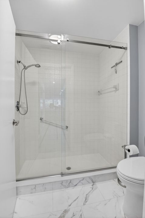 For Sale: $324,900 (2 beds, 2 baths, 1248 Square Feet)