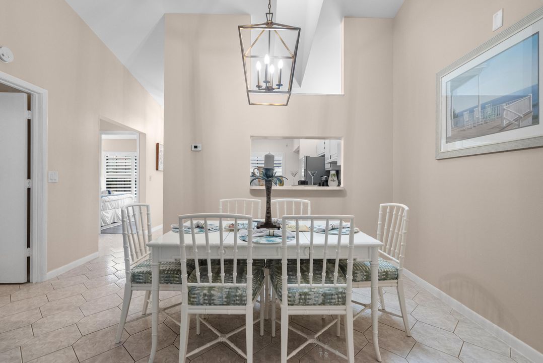 待售: $339,000 (2 贝兹, 2 浴室, 1170 平方英尺)