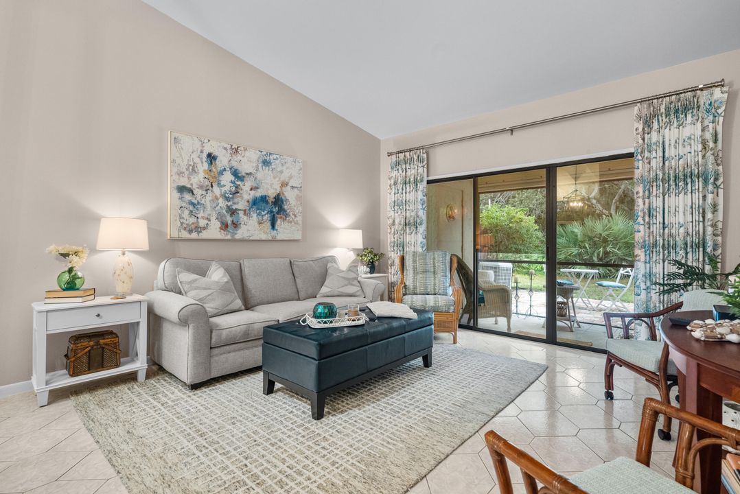 待售: $339,000 (2 贝兹, 2 浴室, 1170 平方英尺)