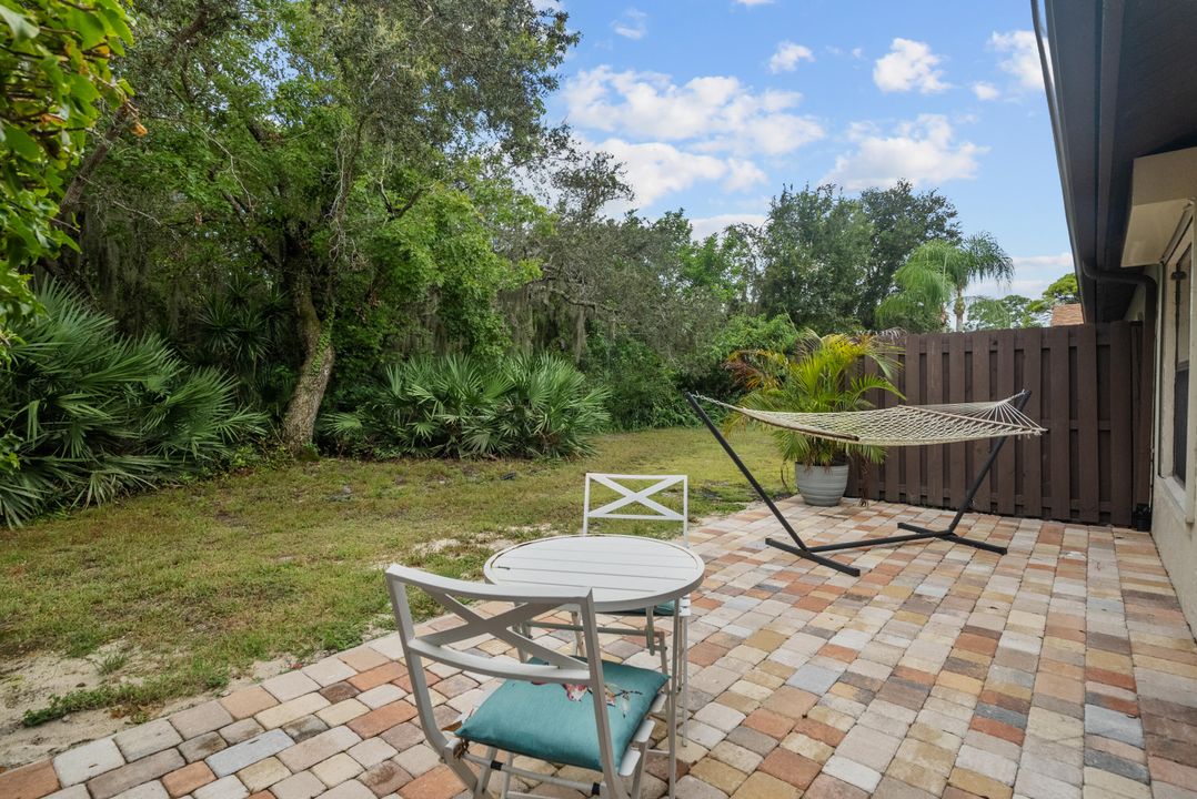 待售: $339,000 (2 贝兹, 2 浴室, 1170 平方英尺)