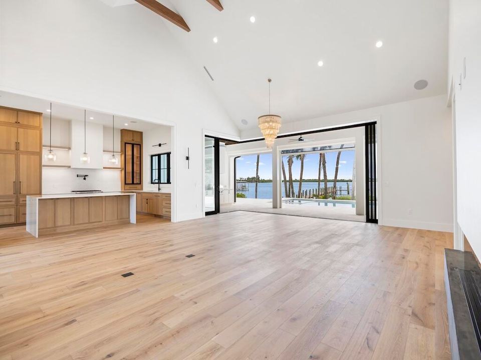 For Sale: $4,890,000 (4 beds, 4 baths, 4270 Square Feet)