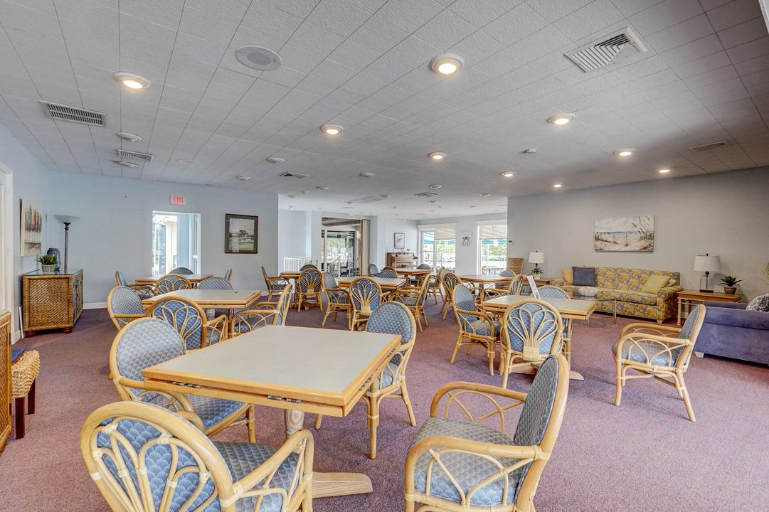 待售: $249,990 (2 贝兹, 2 浴室, 1230 平方英尺)