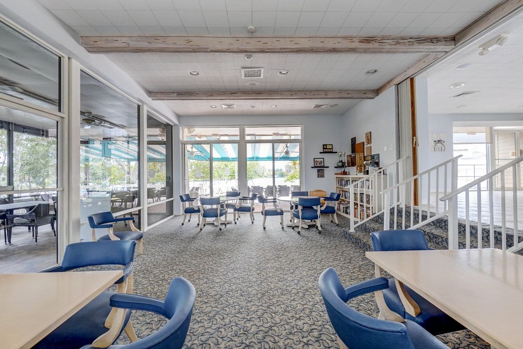 待售: $249,990 (2 贝兹, 2 浴室, 1230 平方英尺)