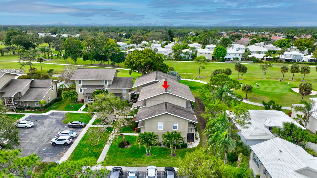 待售: $249,990 (2 贝兹, 2 浴室, 1230 平方英尺)