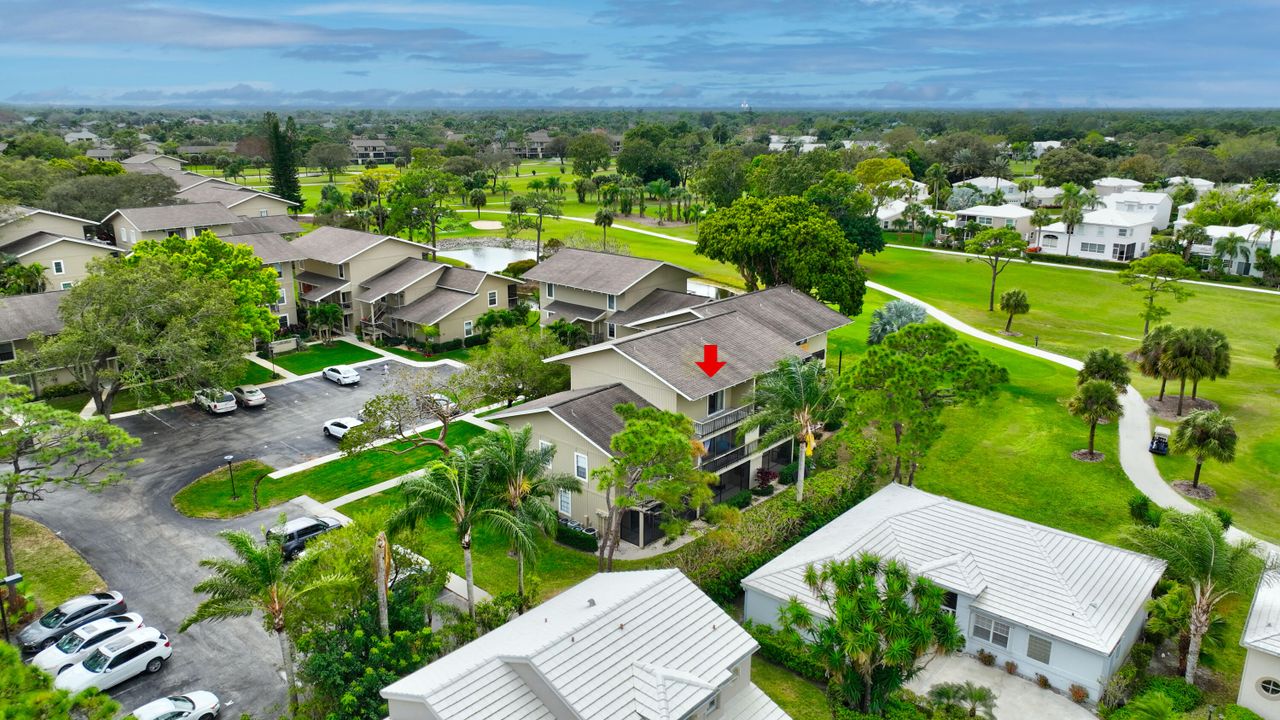 待售: $249,990 (2 贝兹, 2 浴室, 1230 平方英尺)