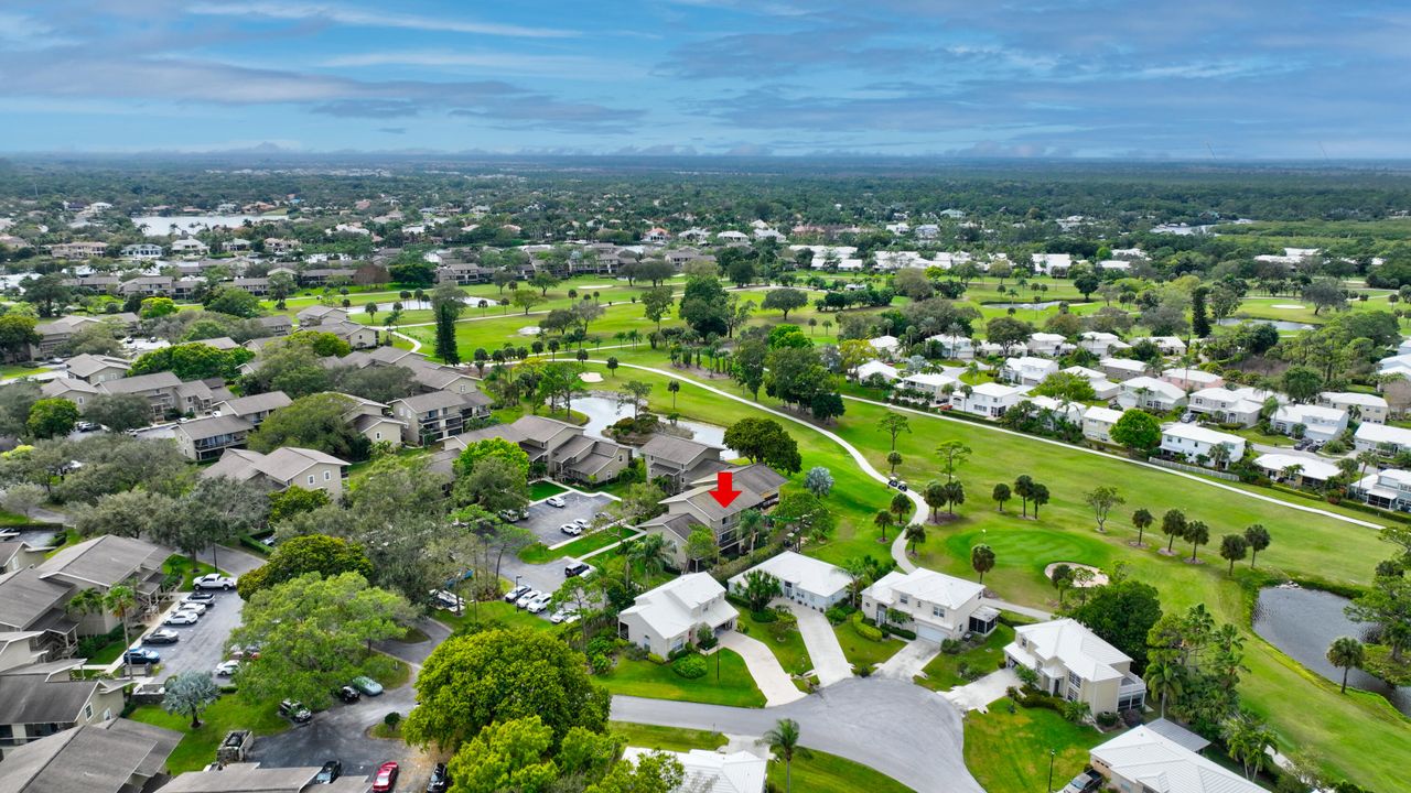 待售: $249,990 (2 贝兹, 2 浴室, 1230 平方英尺)