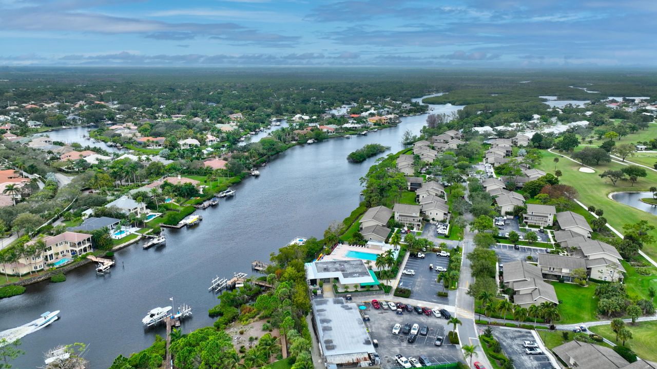 待售: $249,990 (2 贝兹, 2 浴室, 1230 平方英尺)