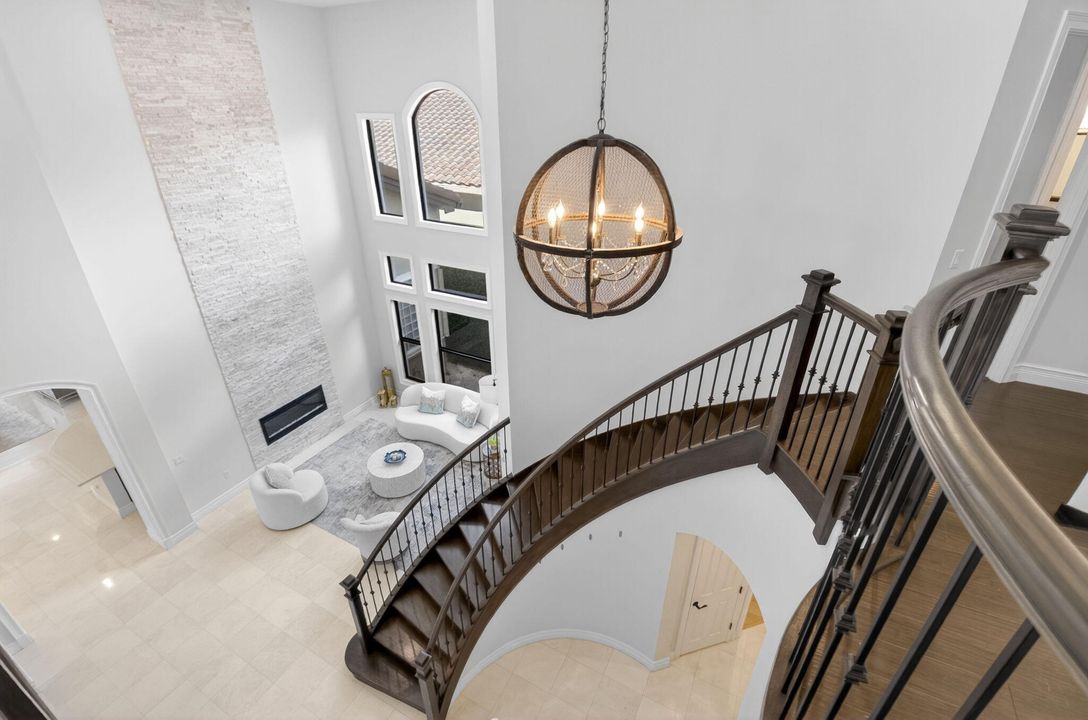 В аренду: $11,000 (5 спален, 5 ванн, 4248 Квадратных фут)