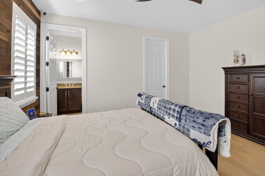 В аренду: $11,000 (5 спален, 5 ванн, 4248 Квадратных фут)