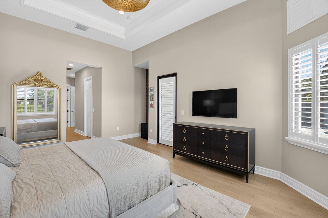 В аренду: $11,000 (5 спален, 5 ванн, 4248 Квадратных фут)