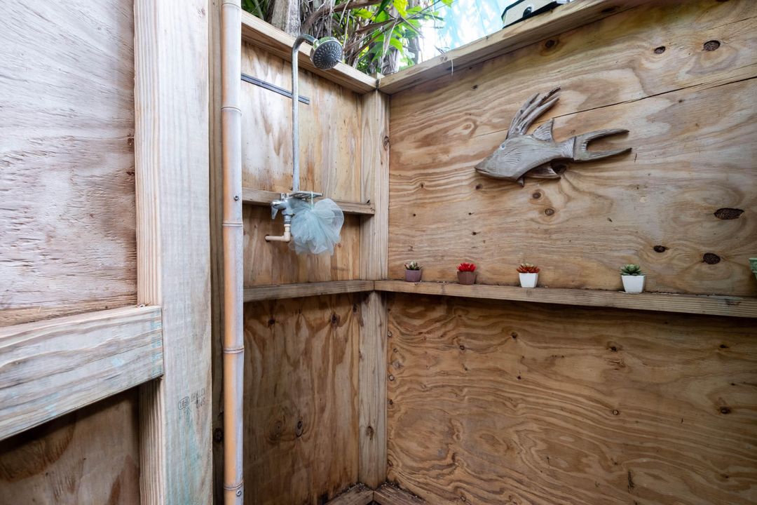 For Sale: $990,000 (4 beds, 2 baths, 1766 Square Feet)