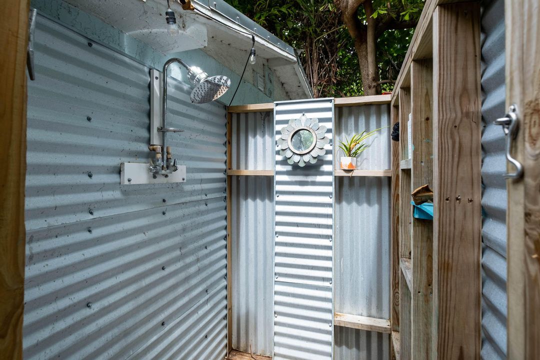 For Sale: $990,000 (4 beds, 2 baths, 1766 Square Feet)