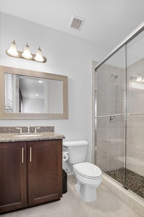 В аренду: $11,000 (5 спален, 5 ванн, 4248 Квадратных фут)