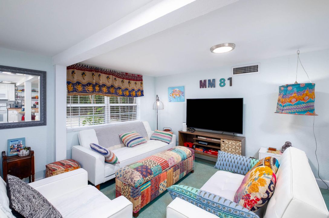 For Sale: $990,000 (4 beds, 2 baths, 1766 Square Feet)