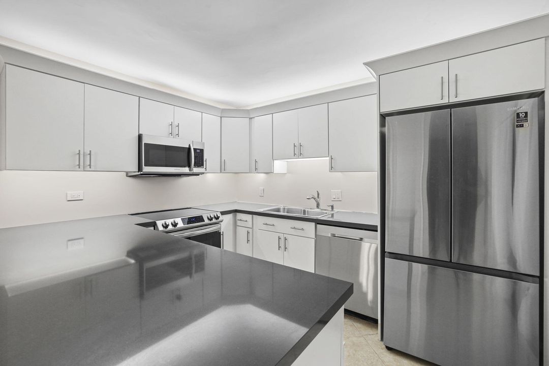 En Venta: $399,500 (2 camas, 2 baños, 1596 Pies cuadrados)