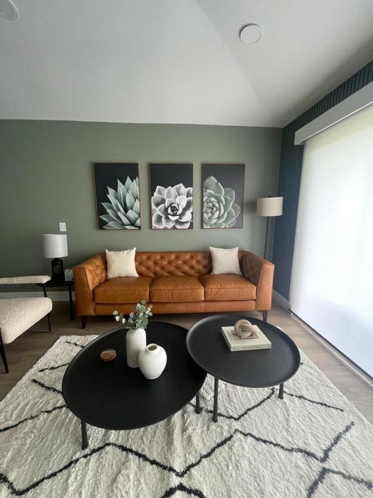 For Rent: $8,000 (2 beds, 2 baths, 1135 Square Feet)