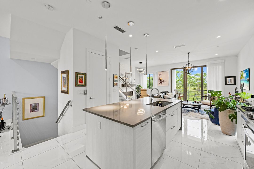 На продажу: $1,385,000 (3 спален, 3 ванн, 2540 Квадратных фут)