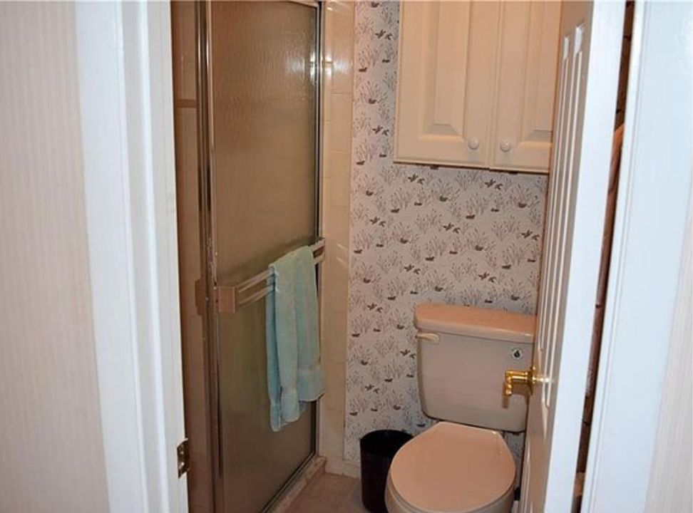 For Rent: $2,500 (2 beds, 2 baths, 1306 Square Feet)