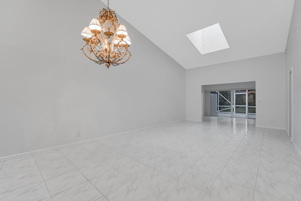 На продажу: $315,000 (3 спален, 2 ванн, 1722 Квадратных фут)