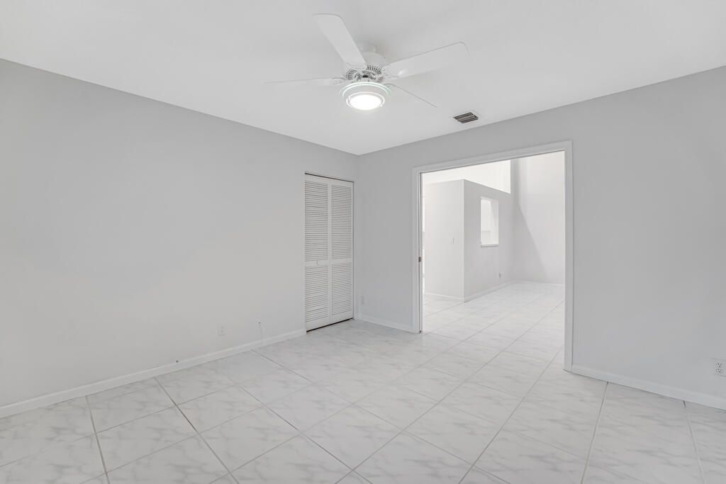 На продажу: $315,000 (3 спален, 2 ванн, 1722 Квадратных фут)