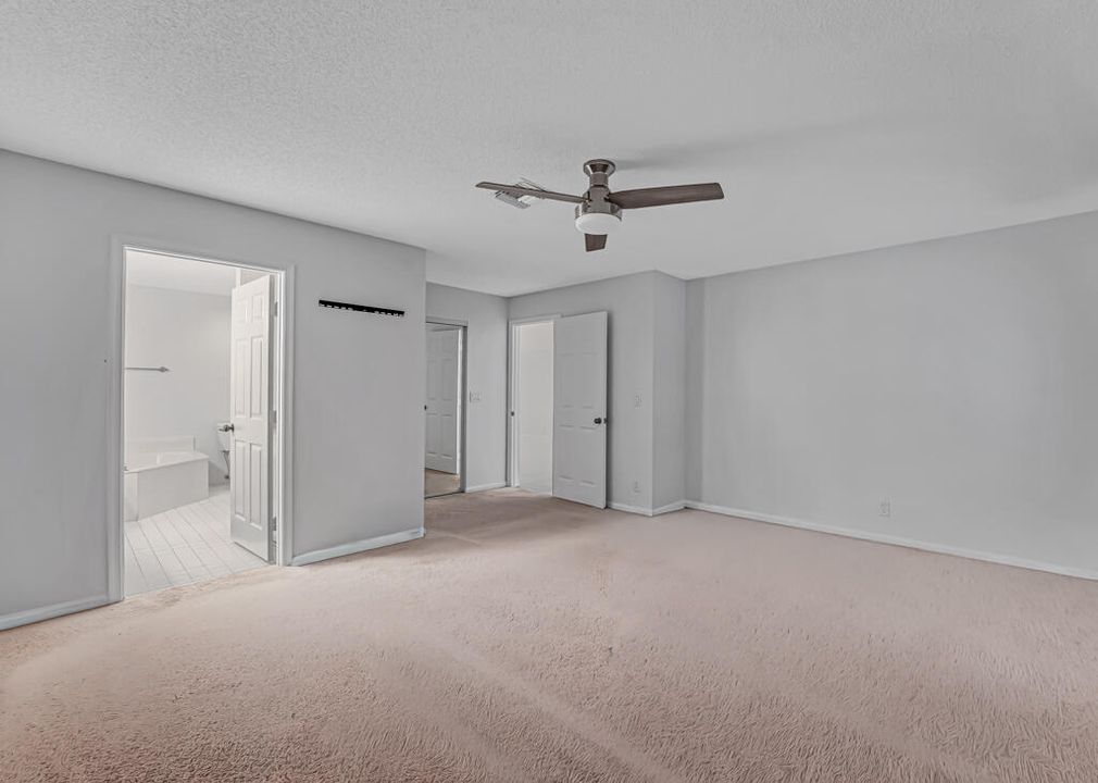 На продажу: $315,000 (3 спален, 2 ванн, 1722 Квадратных фут)