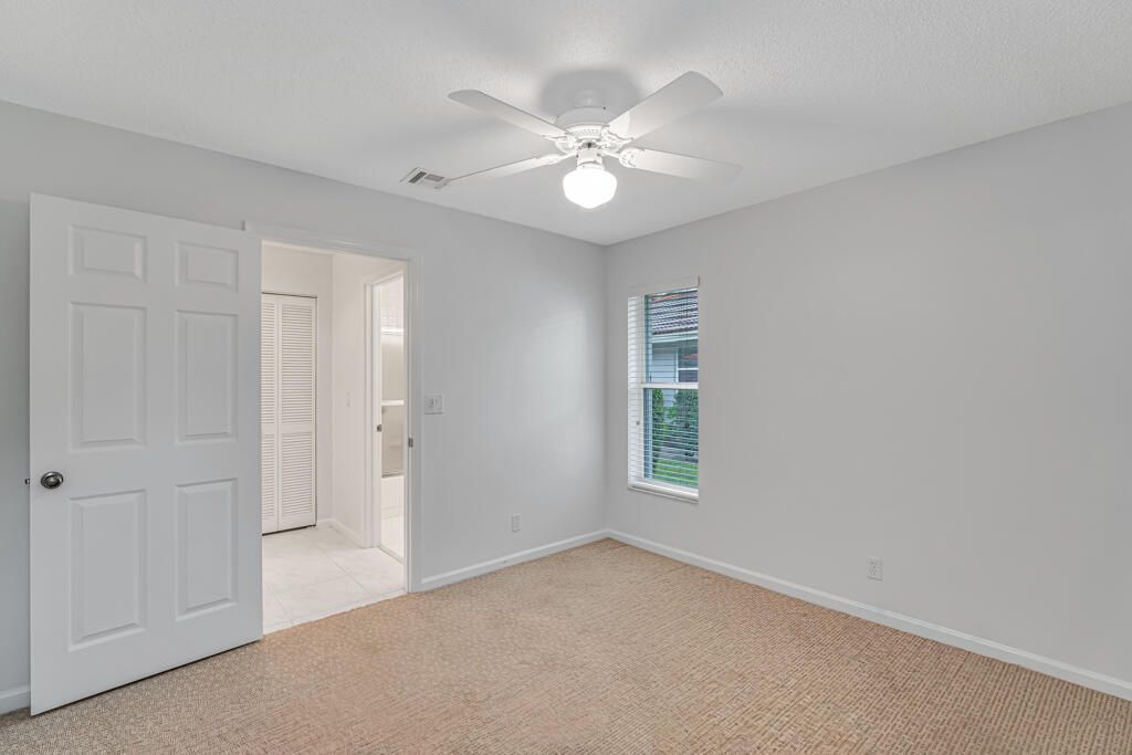 На продажу: $315,000 (3 спален, 2 ванн, 1722 Квадратных фут)