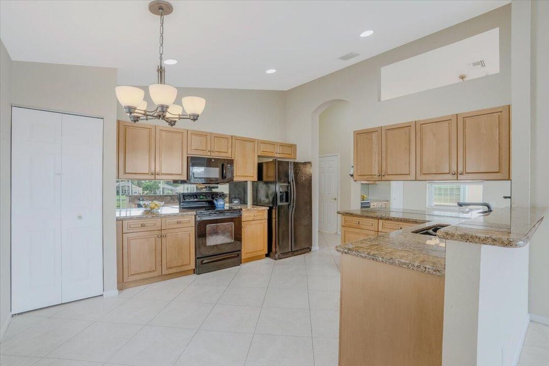 En Venta: $459,000 (3 camas, 2 baños, 1852 Pies cuadrados)