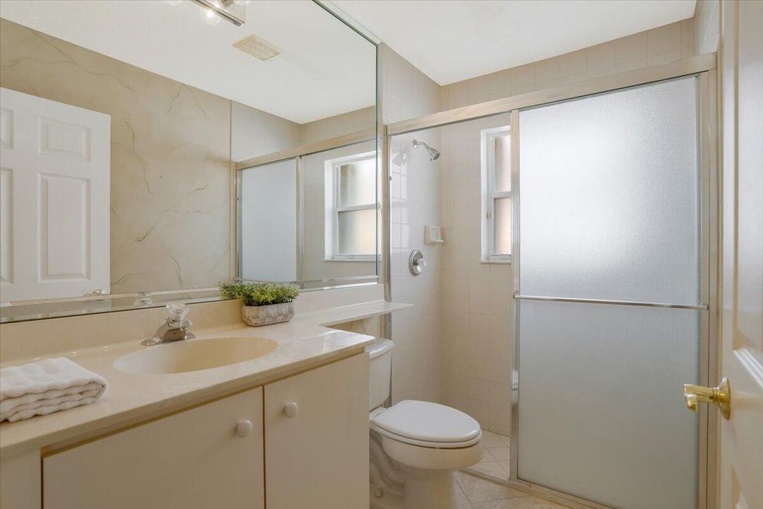 En Venta: $459,000 (3 camas, 2 baños, 1852 Pies cuadrados)