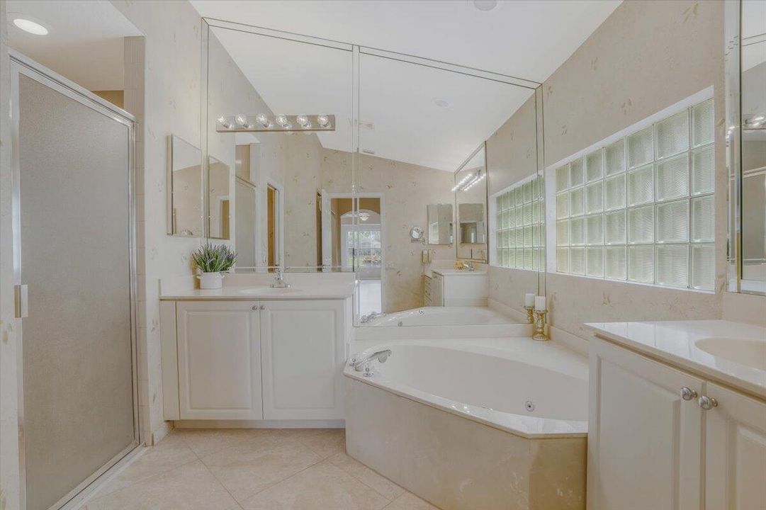 En Venta: $459,000 (3 camas, 2 baños, 1852 Pies cuadrados)