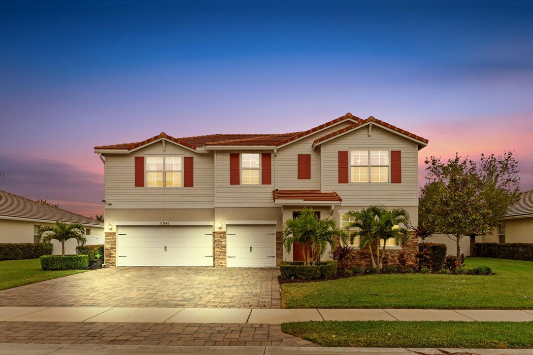 For Sale: $849,900 (5 beds, 3 baths, 3784 Square Feet)