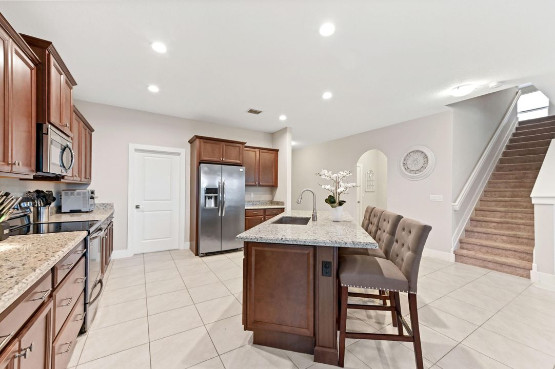 For Sale: $849,900 (5 beds, 3 baths, 3784 Square Feet)