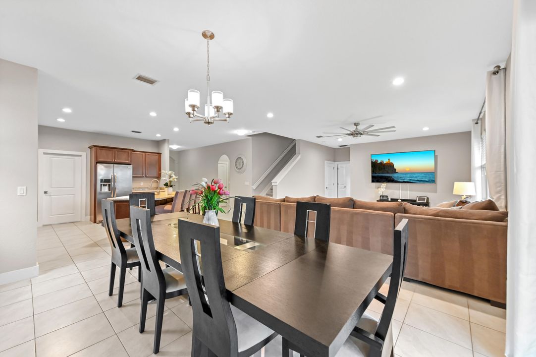 For Sale: $849,900 (5 beds, 3 baths, 3784 Square Feet)