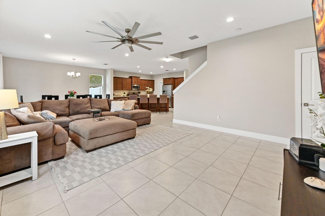 For Sale: $849,900 (5 beds, 3 baths, 3784 Square Feet)