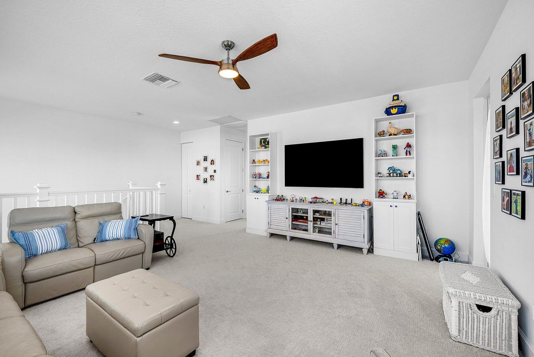 For Sale: $1,359,000 (4 beds, 3 baths, 3046 Square Feet)