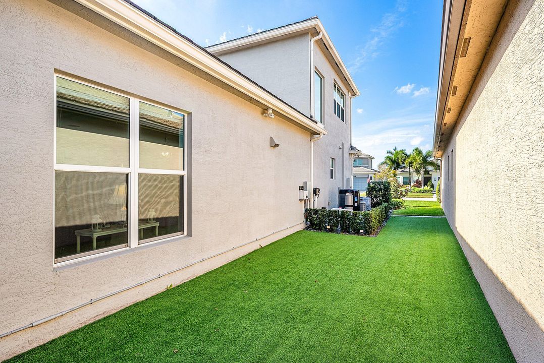 For Sale: $1,359,000 (4 beds, 3 baths, 3046 Square Feet)