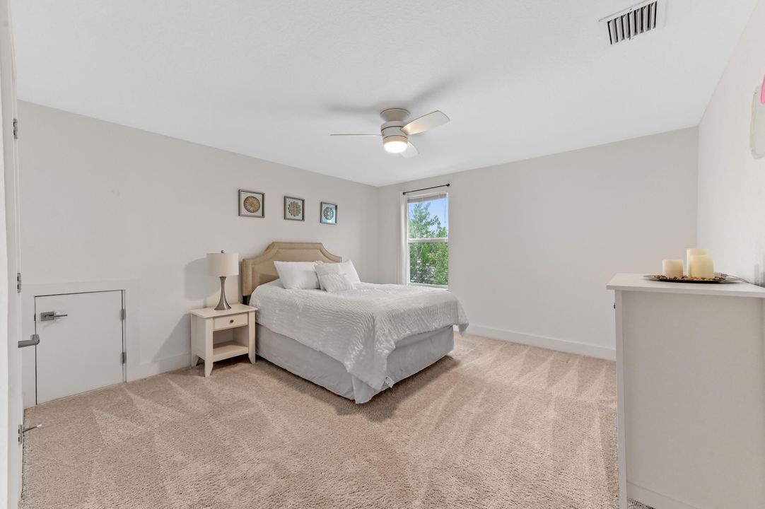 For Sale: $849,900 (5 beds, 3 baths, 3784 Square Feet)