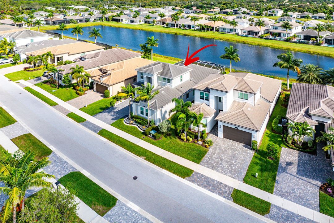 For Sale: $1,359,000 (4 beds, 3 baths, 3046 Square Feet)