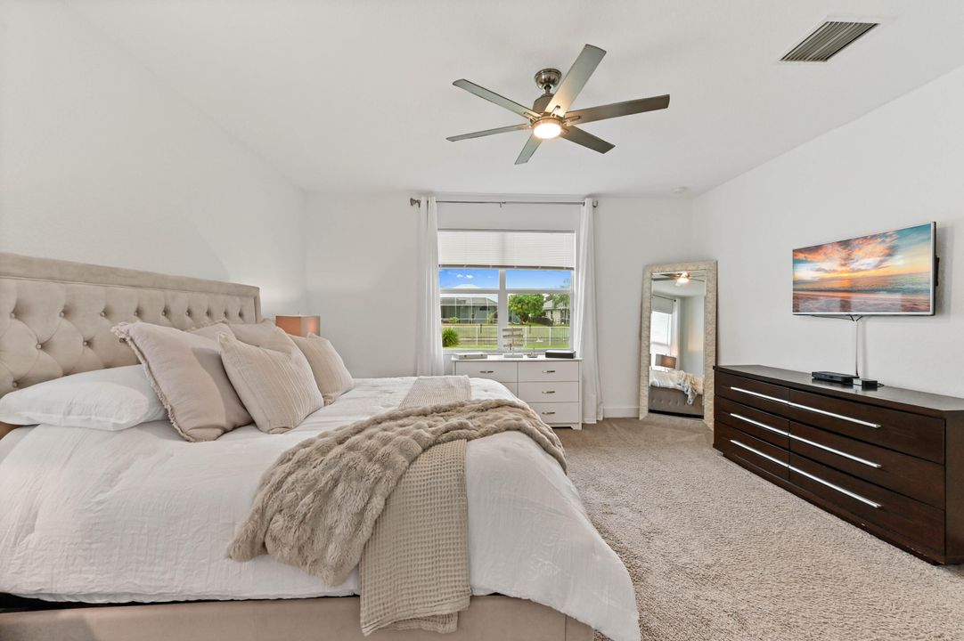 For Sale: $849,900 (5 beds, 3 baths, 3784 Square Feet)