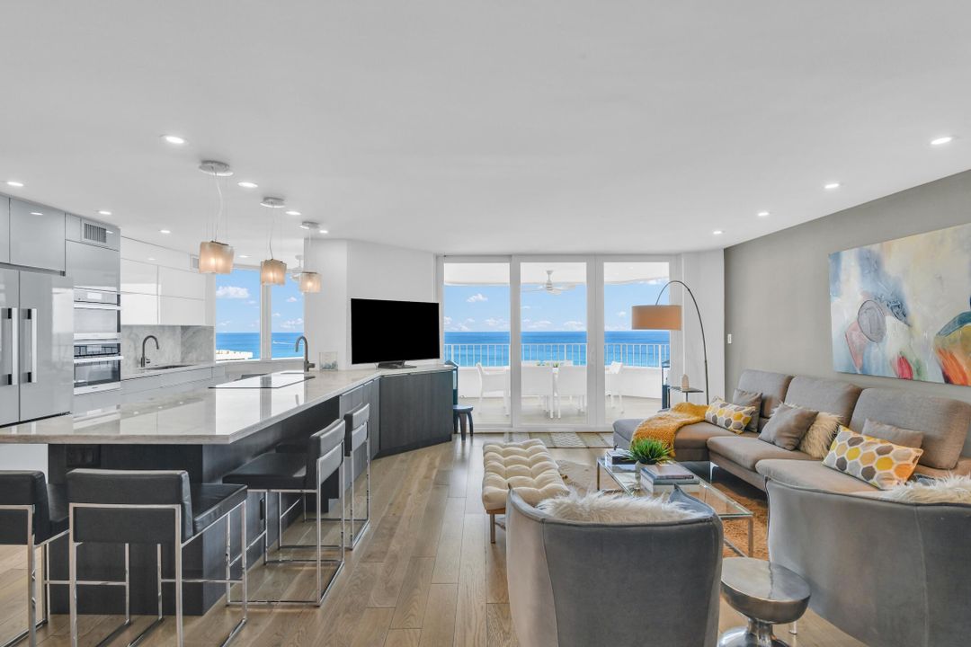 待售: $1,800,000 (2 贝兹, 2 浴室, 1448 平方英尺)