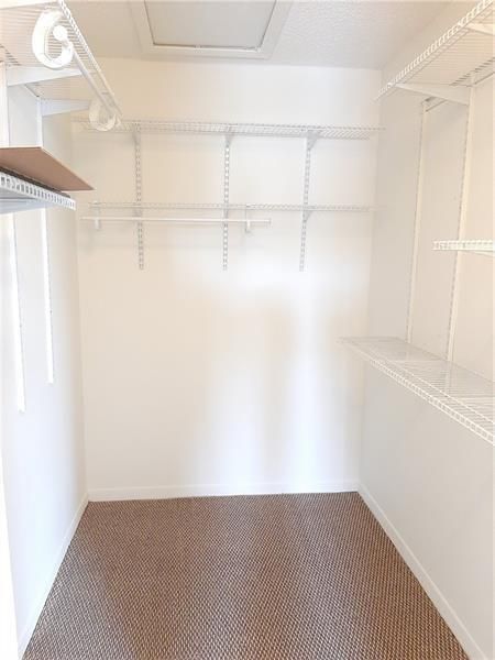 For Rent: $2,000 (2 beds, 2 baths, 770 Square Feet)