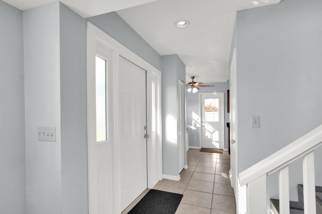 For Sale: $360,000 (2 beds, 2 baths, 1254 Square Feet)