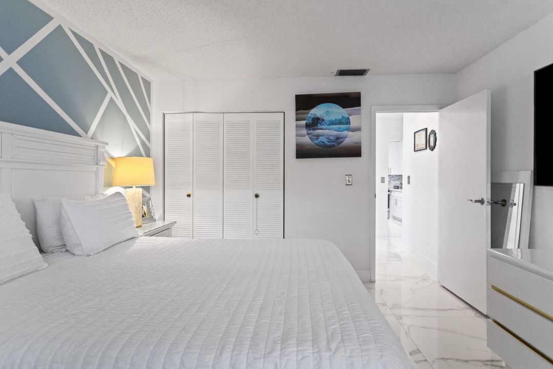 待售: $210,000 (2 贝兹, 2 浴室, 1019 平方英尺)