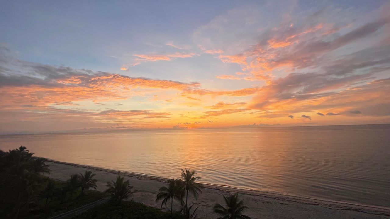 For Sale: $450,000 (2 beds, 2 baths, 1026 Square Feet)