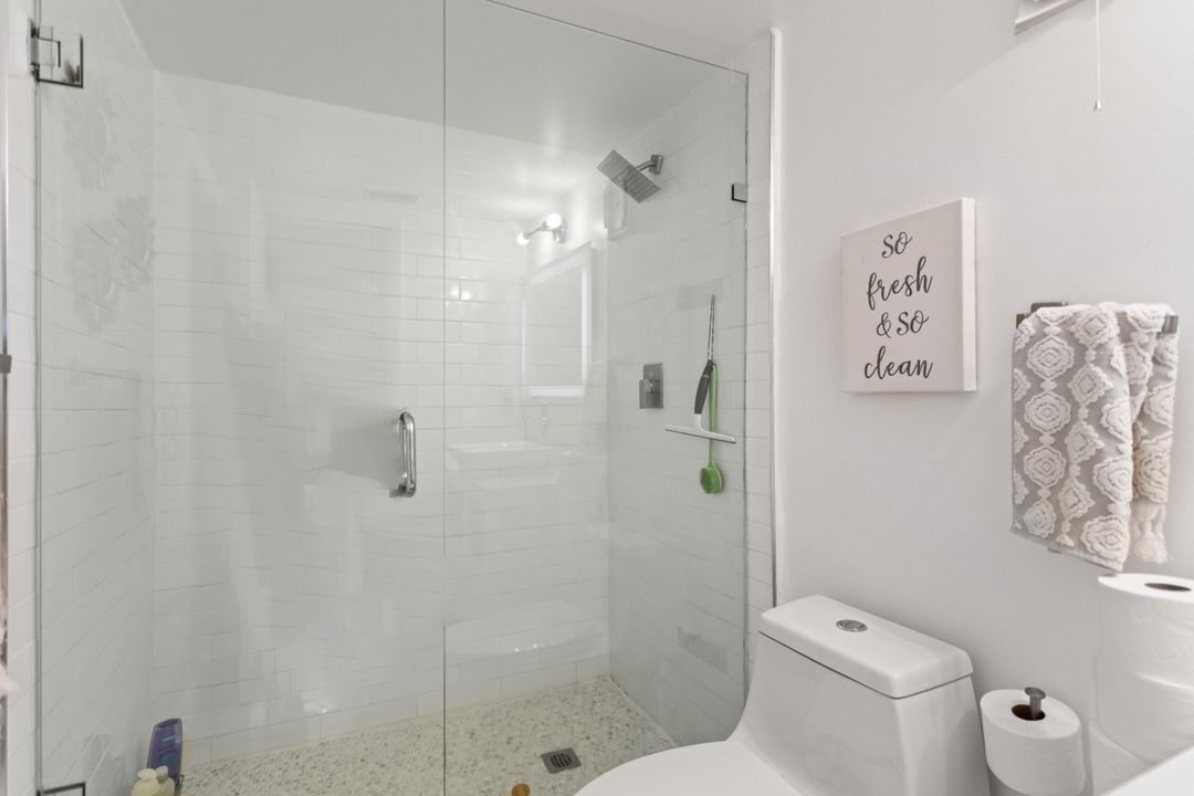 待售: $210,000 (2 贝兹, 2 浴室, 1019 平方英尺)